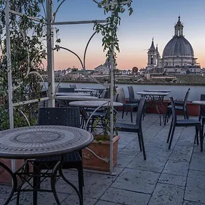 Antica Dimora Delle Cinque Lune Rome