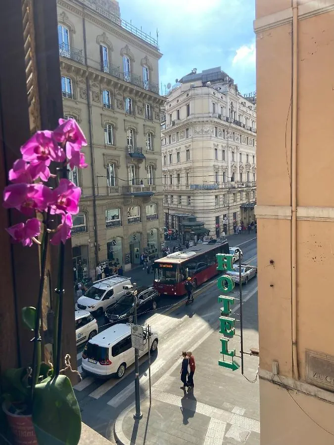 Soha Piazza Di Spagna Boutique Rome Italy