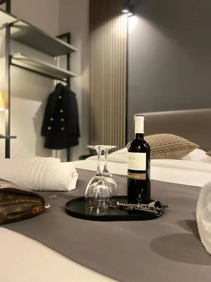 Soha Piazza Di Spagna Boutique Rome Italy